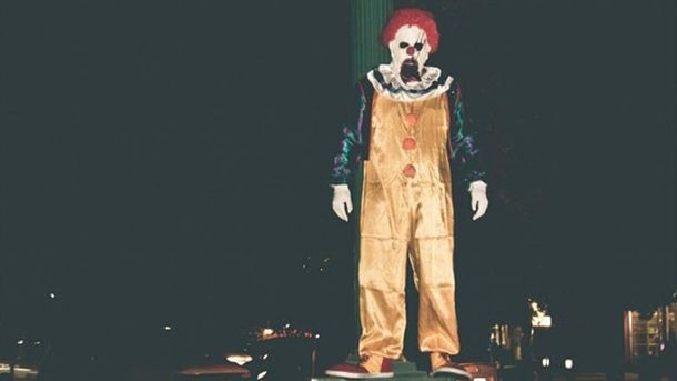 No solo pasa en Argentina: una invasión de payasos aterroriza a California