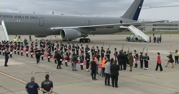 Llegó Gabriel Boric a la Argentina