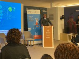 El ministro de Ganadería, Agricultura y Pesca, Fernando Mattos, expuso ante la COP 28 sobre la neutralidad de la ganadería uruguaya. El ministro de Ganadería, Agricultura y Pesca, Fernando Mattos, expuso ante la COP 28 sobre la neutralidad de la ganadería uruguaya.