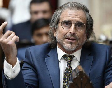 Bertie Benegas Lynch confesó que diputados aliados cambiarían su voto por lugares en las listas de LLA