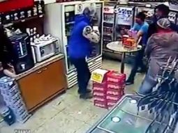 Quiso robar una estación de servicio y lo mató un policía de civil Quiso robar una estación de servicio y lo mató un policía de civil