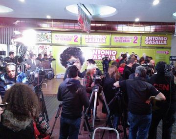 Velaron los restos de Alejandro Romay en el teatro El Nacional