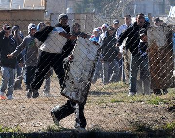 Horror en Moreno: hallan a tres nenes ahogados en una pileta