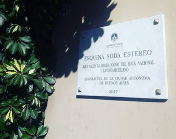 ¡Papelón! La legislatura quiso homenajear a Soda Stereo y cometió un error increíble