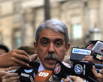 Aníbal F. desmintió los datos difundidos por los diarios