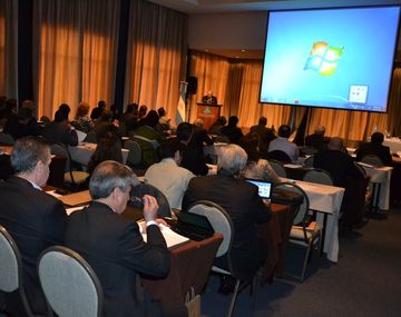 El Gobierno desmintió una nota de Clarín