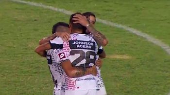 patronato dio el gran golpe y le gano a central patronato dio el gran golpe y le gano a central