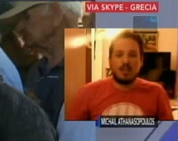 Un profesor griego explicó en C5N cómo fue el primer día del corralito
