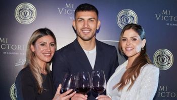 el picante posteo de la hermana de leandro paredes tras la eliminacion de boca el picante posteo de la hermana de leandro paredes tras la eliminacion de boca