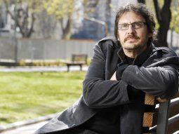 Le robaron el auto al hijo de Felipe Pigna en Palermo: cinematográfica persecución