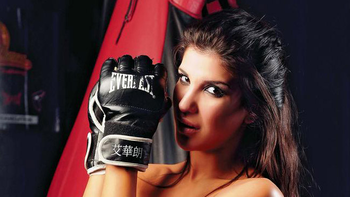 andrea rincon trato de caprichosa a charlotte caniggia andrea rincon trato de caprichosa a charlotte caniggia