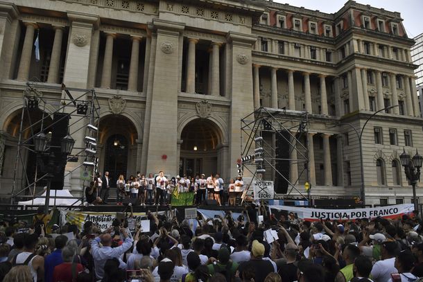 Crimen de Lucas González: La única arma que tenía mi hijo eran los botines, dijo su papá