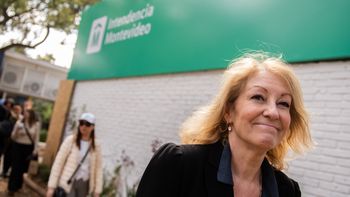 Carolina Cosse continúa sumando simpatías entre de cara a las elecciones internas del Frente Amplio. Carolina Cosse continúa sumando simpatías entre de cara a las elecciones internas del Frente Amplio.
