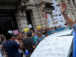 Imputaron por sedición a seis policías santafesinos