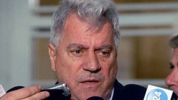 juan carlos crespi: riquelme vuelve a boca por amor juan carlos crespi: riquelme vuelve a boca por amor