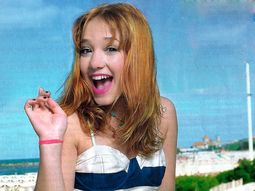 angela torres ¿toda una lolita?: no me siento parecida a mi abuela angela torres ¿toda una lolita?: no me siento parecida a mi abuela