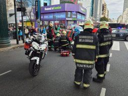 Una pareja cayó desde el Puente Pacífico en pleno Palermo