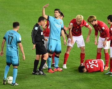 Impresionante fractura de un rival del Barcelona en el Mundial de Clubes