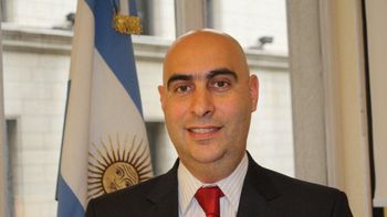 trabajo propone paritarias de 6 meses y promete cambios en ganancias trabajo propone paritarias de 6 meses y promete cambios en ganancias