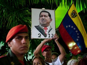 Maduro pidió que no se burlen de Chávez por su cáncer