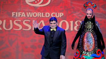 Maradona en la presentación del Mundial Maradona en la presentación del Mundial