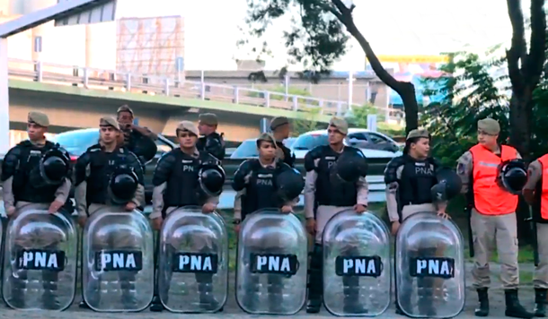 Corte en Puente Pueyrredón por una protesta de trabajadores despedidos