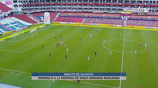 El tributo a Diego en la Liga de Ecuador: detienen los partidos en el minuto 10