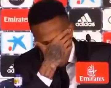 Insólito: el flamante refuerzo del Real Madrid se descompensó en su presentación