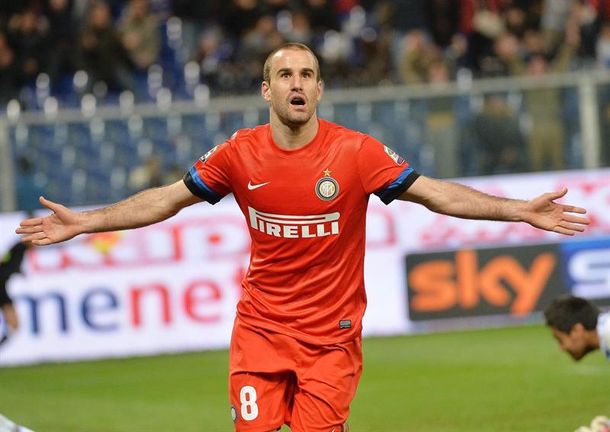 Sigue dulce: Palacio hizo dos goles en la victoria del Inter