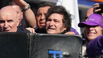 Tensión en cierre de campaña: Provincia advierte que no puede garantizar que no agredan a Milei en Moreno