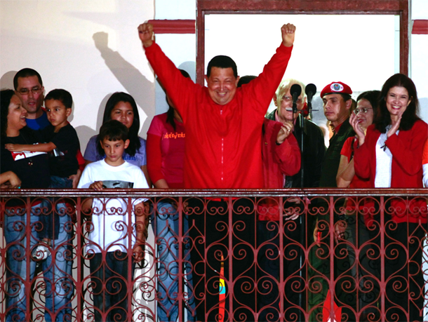Hugo Chávez no asumirá el 10 de enero