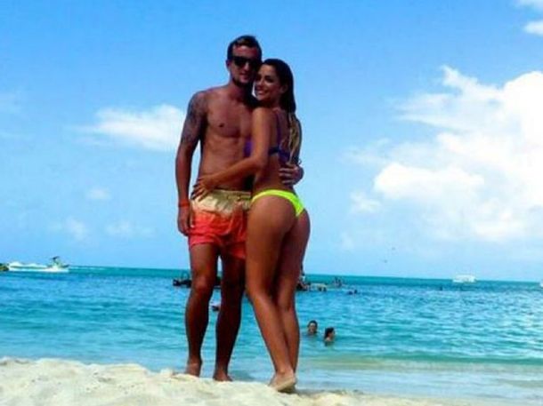 La esposa de un jugador de Boca se hizo un tatuaje y calentó las redes sociales