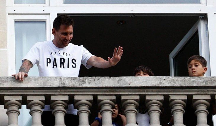 Revelan cuánto paga Lionel Messi por el colegio de sus hijos en París