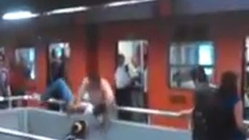 video: un hombre fue arrojado por las escaleras en una brutal pelea video: un hombre fue arrojado por las escaleras en una brutal pelea