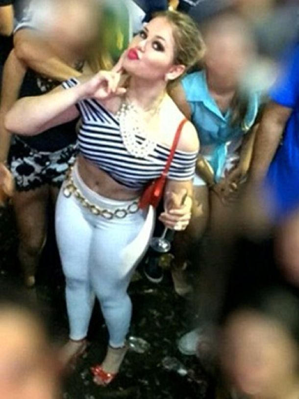 Buscan a una alcaldesa que gobernaba por WhastApp por desvío de fondos