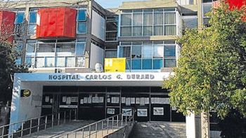 la beba abandonada en una plaza fue trasladada al durand la beba abandonada en una plaza fue trasladada al durand