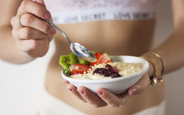 La Universidad de Harvard creó una nueva pirámide nutricional