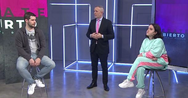 Ofelia Fernández y Supersifón debatieron con Pablo Duggan