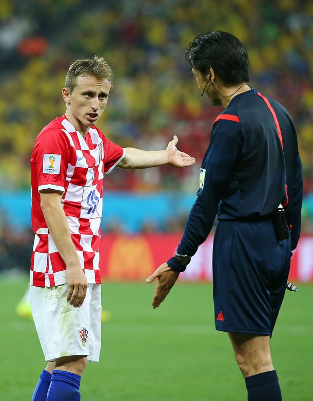 Yuichi Nishimura, el árbitro japonés fue criticado por su actuación en Brasil - Croacia