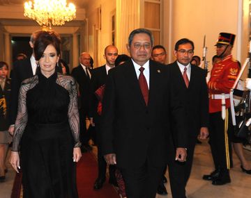 Cristina Fernández continúa su gira asiática en Vietnam