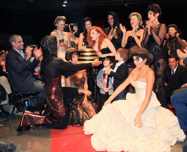 El inesperado beso que Mariana Antoniale le dio a Jorge Rial