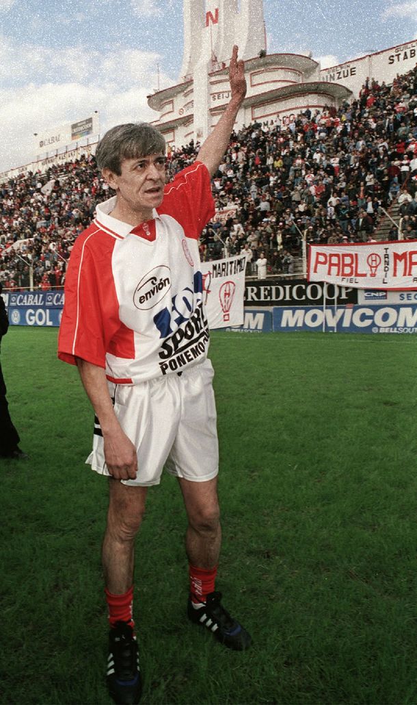 René Orlando Houseman cuando fue reconocido en vida en el Ducó