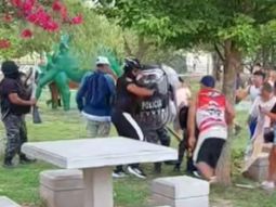 polemica declaracion del comisario a familiares del joven asesinado a la salida de una fiesta polemica declaracion del comisario a familiares del joven asesinado a la salida de una fiesta