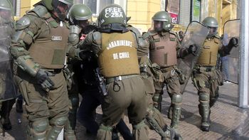 detienen y deportan a dos barrabravas argentinos detienen y deportan a dos barrabravas argentinos