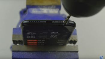 ¿por que los usuarios del iphone 7 estan perforando sus celulares? ¿por que los usuarios del iphone 7 estan perforando sus celulares?