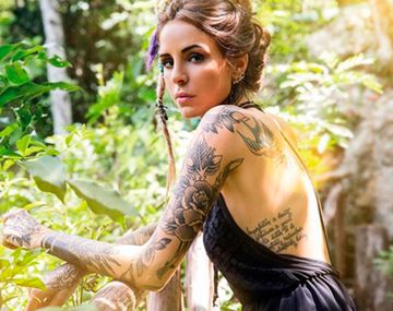 Los excéntricos nuevos tatuajes de Cande Tinelli