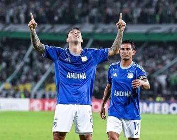 Golazo argentino en la Copa Sudamericana: sacó un misil desde 60 metros y la clavó