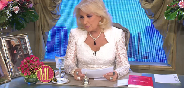 La diva se emocionó al recordar a su madre