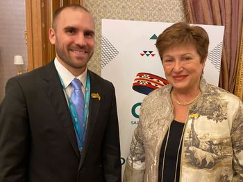 La directora gerente del FMI, Kristalina Georgieva, y el ministro de Econom&iacute;a, Mart&iacute;n Guzm&aacute;n