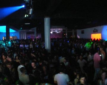 Un menor está internado grave tras ser agredido en un boliche